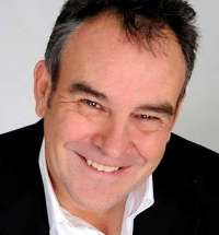 Photo Bob Gray - Keynote Speaker with Orizon